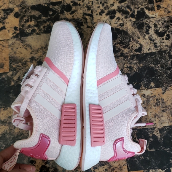 Rare ADIDAS NMD R1 Icey Pink Sneakers NWT - Size 7 - Picture 11 of 15